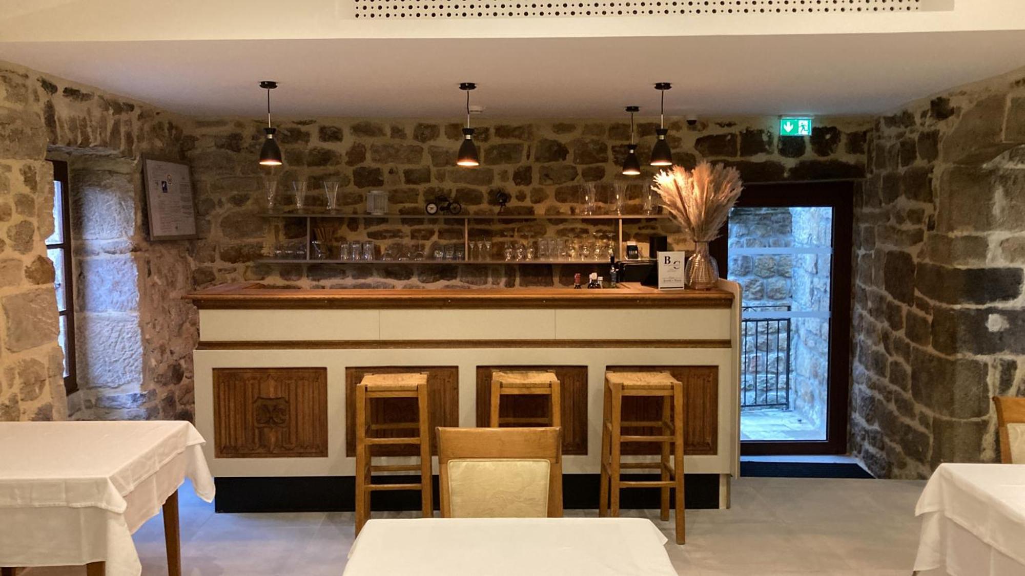 Aux Vieux Arceaux Hotel Mercuer Ngoại thất bức ảnh