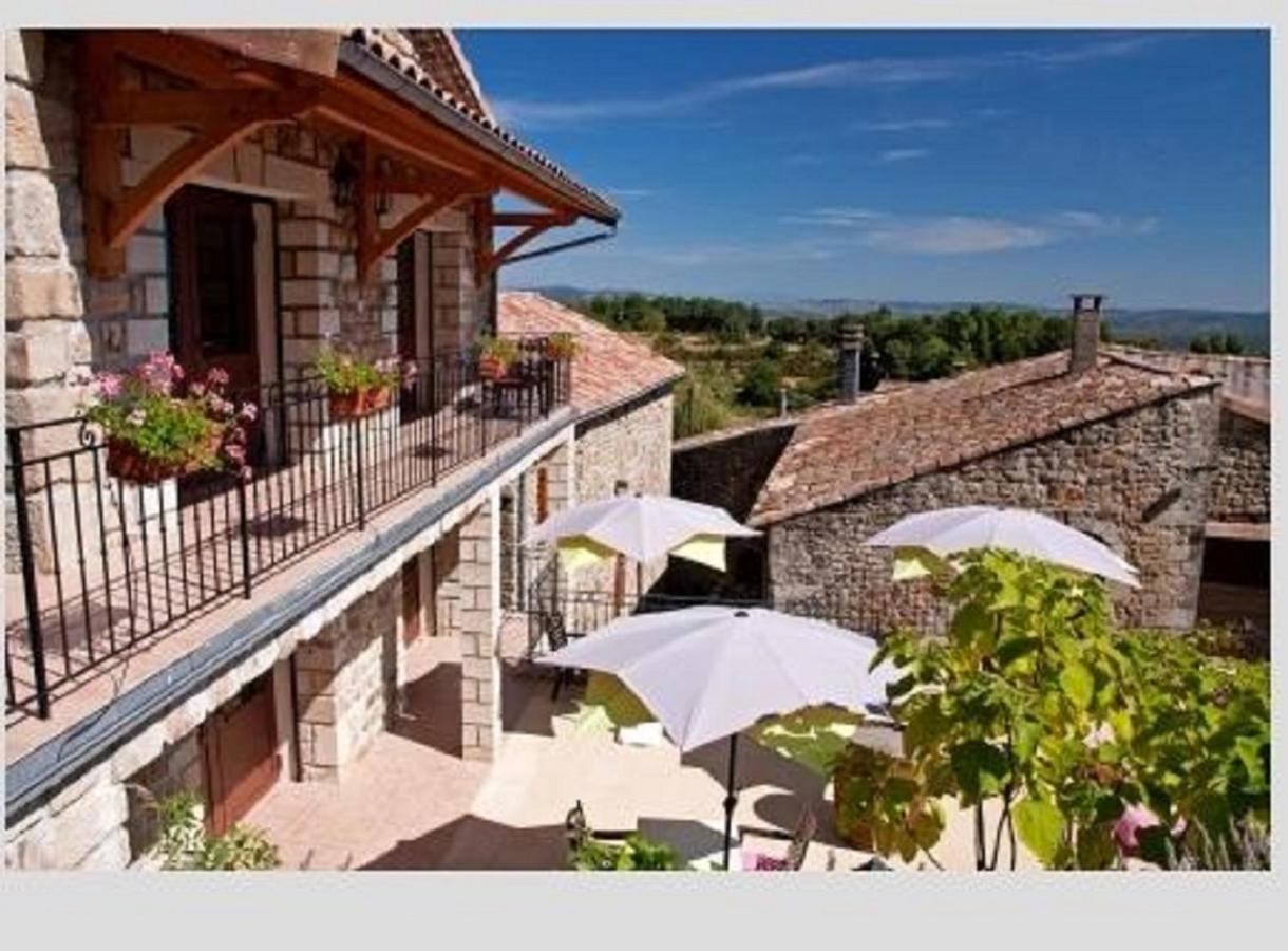 Aux Vieux Arceaux Hotel Mercuer Ngoại thất bức ảnh